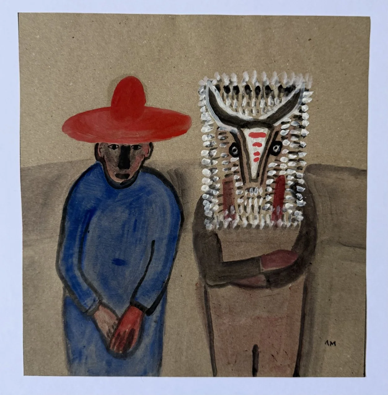 Homme en bleu au grand chapeau rouge près d'une figure masquée à cornes et coquillages