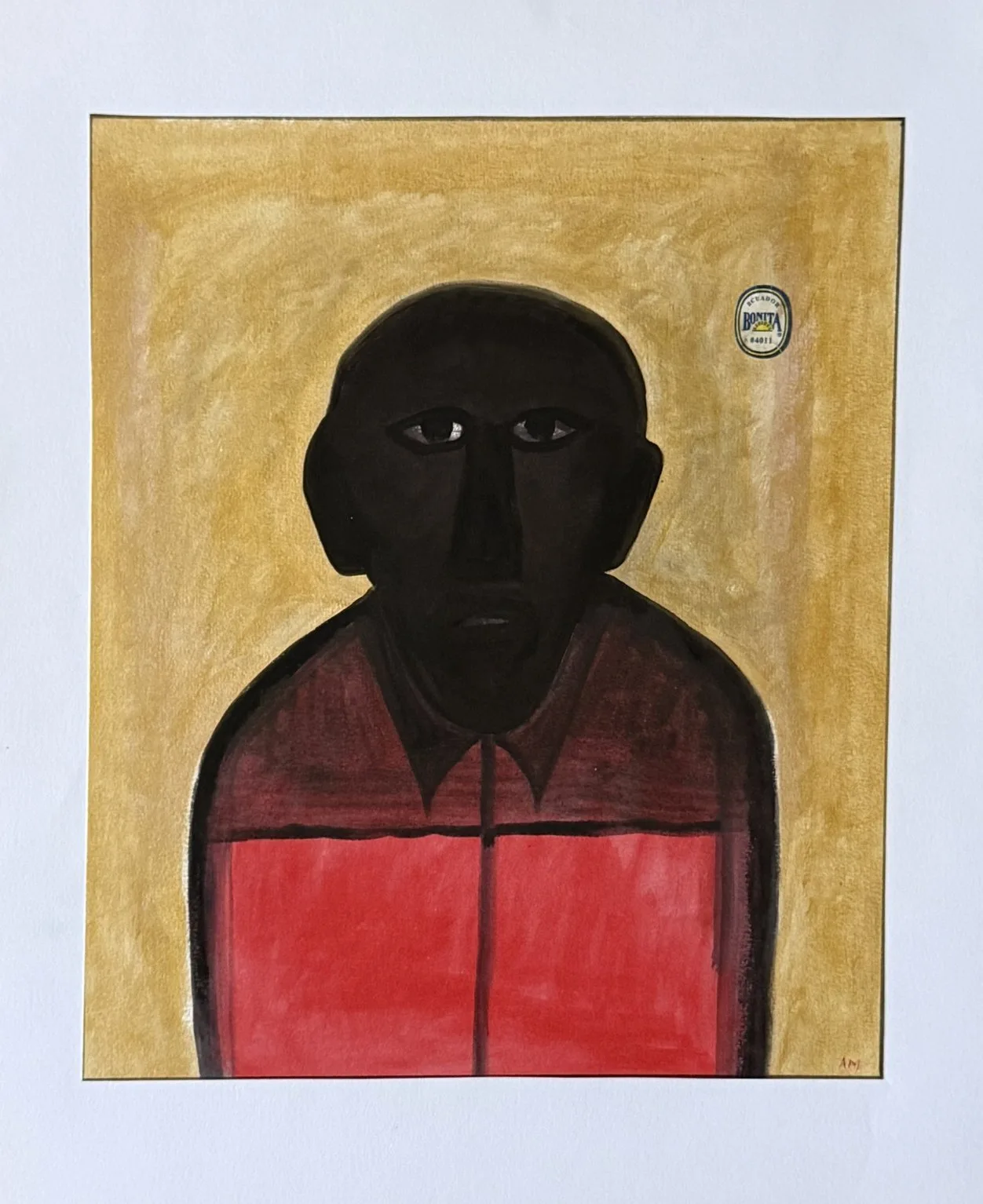 Visage sombre et massif de face sur un fond doré