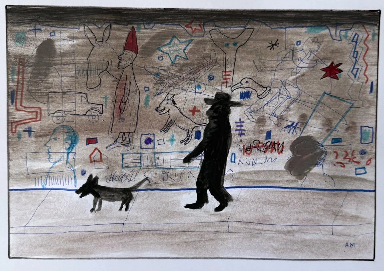 Mur couvert de petits dessins colorés, oiseau, chien, étoile rouge, silhouette promenant un chien
