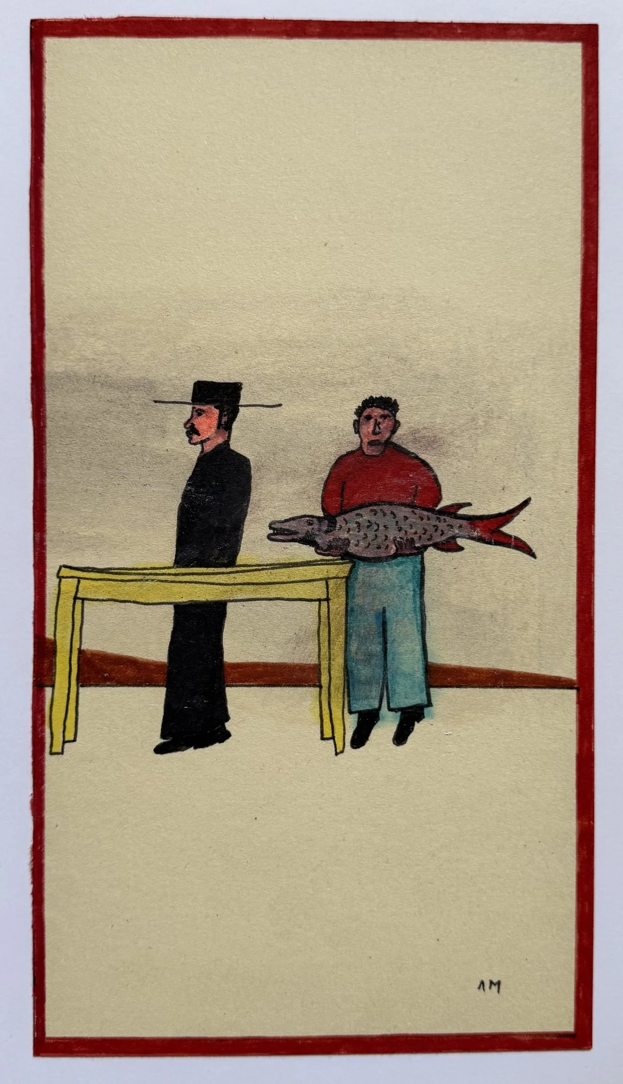 Homme en noir et homme en rouge portant un poisson sur une table jaune, fond crème bordé de rouge